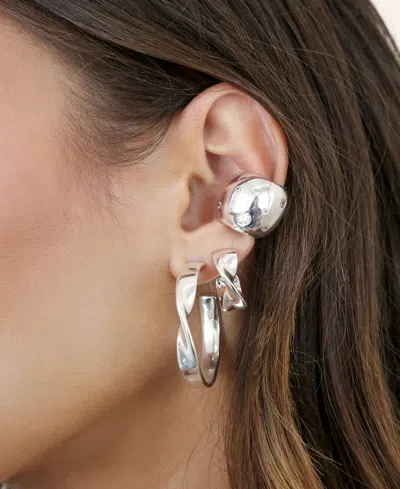 Ettika Heirloom Twist Small Hoops Earrings In Silver