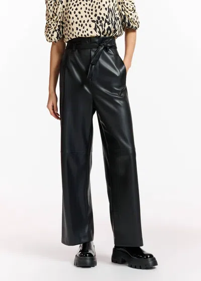 Essentiel Antwerp Encounter Trouser In Black In Black