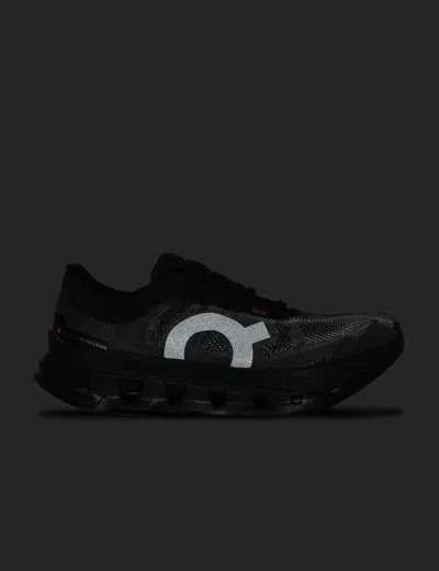 On Cloudflow 5 In Black