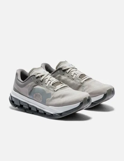 On Cloudflow 5 In Gray