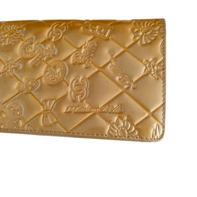 Pre-owned Chanel Gold Long Wallet (bi-fold) ()