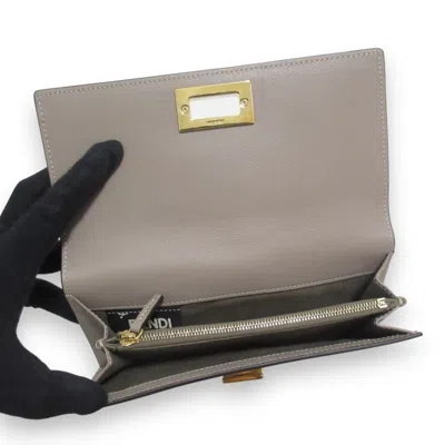 Pre-owned Fendi Beige Long Wallet (bi-fold) () In Sand