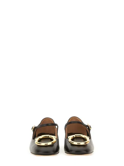 Ferragamo Buckle Detail Gold-tone Hardware Ballerina Shoes In Black