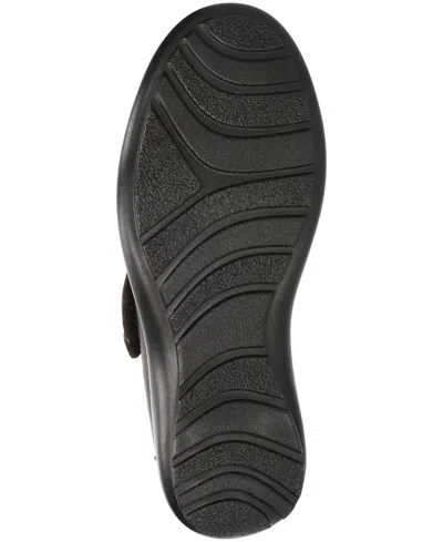 Easy Street Joy Womens Round Closed Toe Slip-on Shoe In Brown