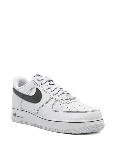 Nike Air Force 1 Sneakers With Contrast Stitch Detail In Gray