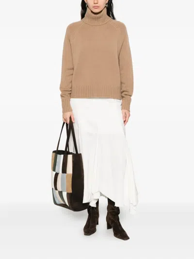 Allude Turtleneck Raglan-sleeve Sweater In Neutral