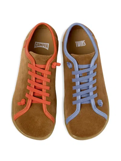 Camper Twins In Brown