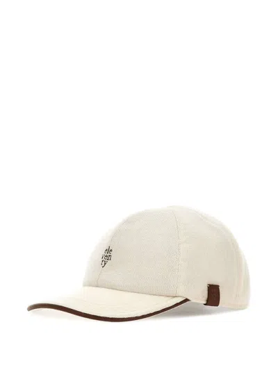 LOGO刺绣羊绒棒球帽