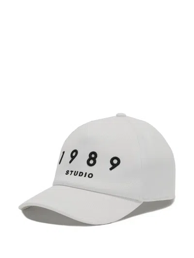 1989 Studio Striped Baseball Patch Cap With Curved Brim In White