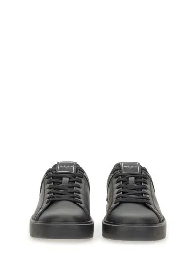 Balmain Court Round Toe Flat Sole Sneakers In Gray