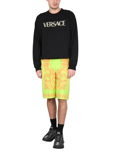 Versace Green And Gold Shorts With All-over Barrocco Print In Silk Man In Yellow