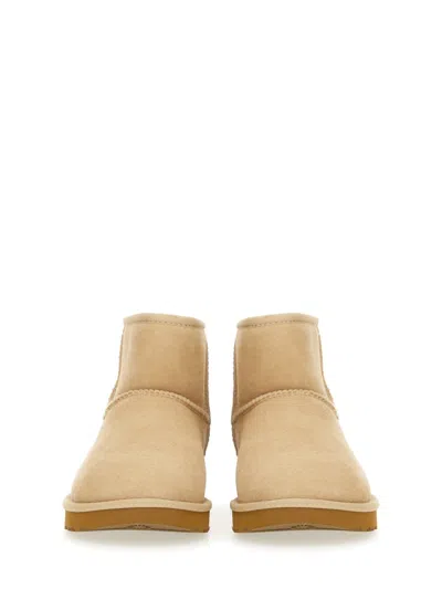 Ugg W Classic Mini Ii In Neutral