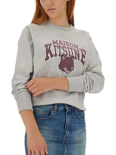 Maison Kitsuné Campus Fox Print Sweatshirt In Gray