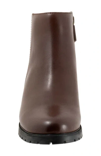 Trotters Margo Bootie In Brown