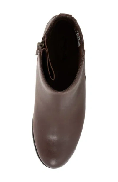 Trotters Margo Bootie In Brown