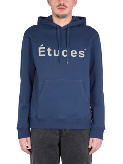 Etudes Studio Etudes Logo Printed Drawstring Hoodie In Blue