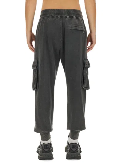 Dolce & Gabbana Logo-patch Tapered Cargo Trousers In Gray