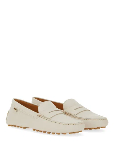 Tod's Gommino Loafers In Neutral