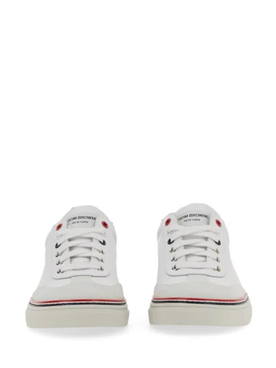 Thom Browne Low-top Leather Sneaker In Gray