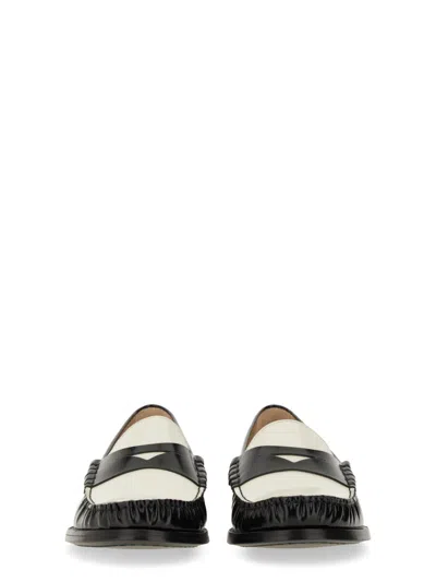 Stuart Weitzman Moccasin "lottie"