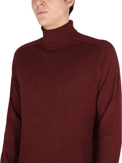 Hugo Boss Ribbed Turtleneck Sweater In Burgundy