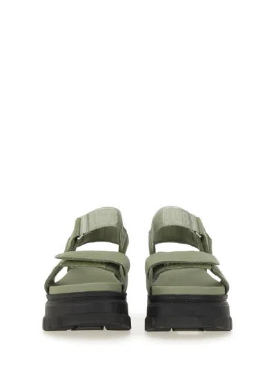 Ugg Sandal Ashton