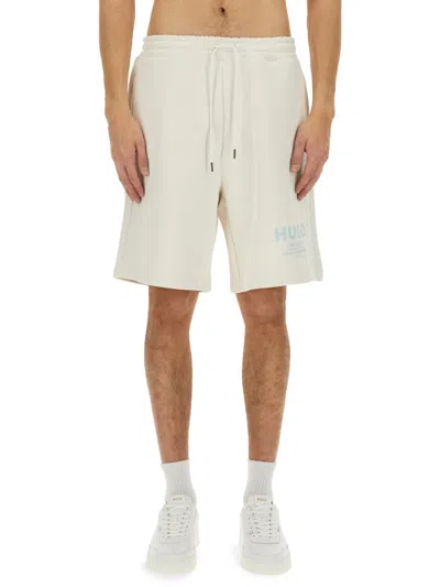 Hugo Boss Elastic Waistband Shorts With Back And Side Pockets In White