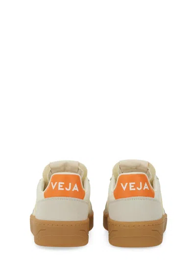 Veja Sneaker V82 Natural V Beig Talon Naranja In Brown