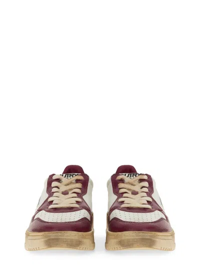 Autry Medalist Low Super Vintage Sneakers