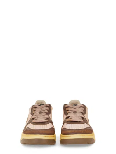 Autry Women's Super Vintage Sneaker