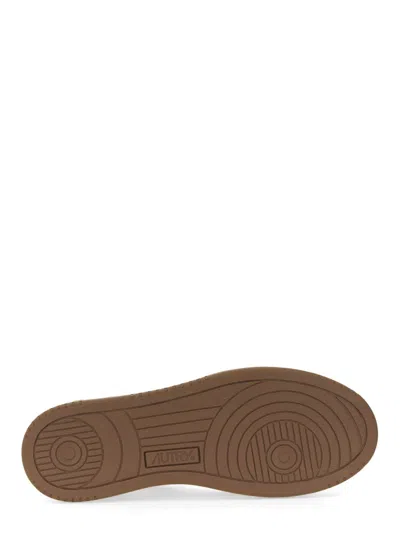 Autry Women's Super Vintage Sneaker