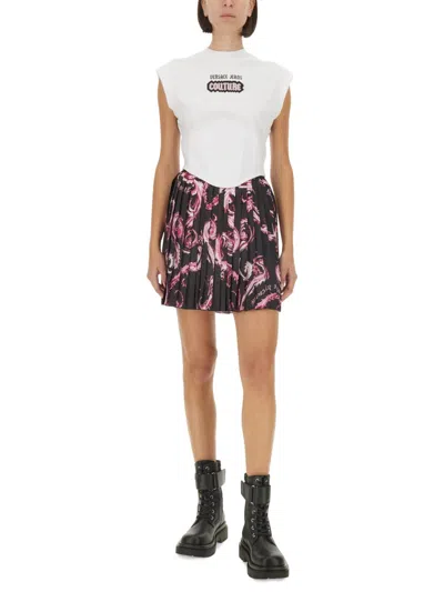 Versace Jeans Couture White Top With Logo And Cap Sleeves