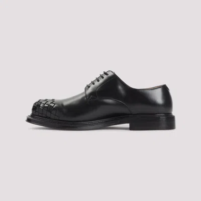 Bottega Veneta Leather Lace-up Shoes Featuring Signature Detail In Black