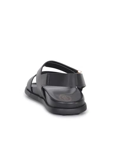 Tod's Leather Sandals In Black