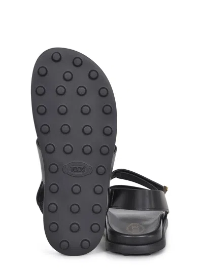 Tod's Leather Sandals In Black