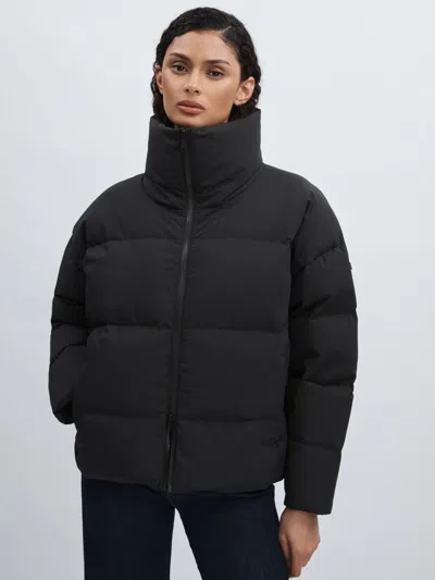 Scandinavian Edition Short Puffer Black Jacket In Black