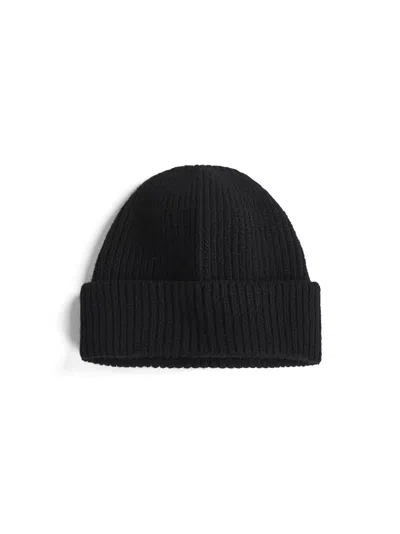 Prada Ribbed Logo-plaque Beanie In Black