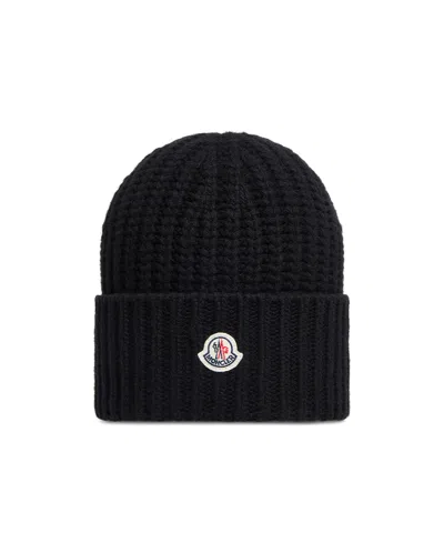 Moncler Logo Patch Cuff Virgin Wool Rib Beanie In Black