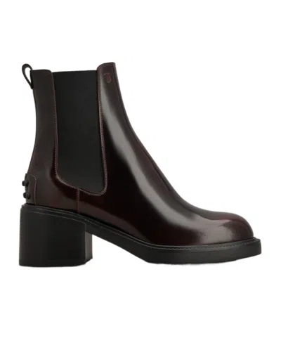 Tod's Leather Chelsea Boots Chunky Heel Pull Tab In Burgundy