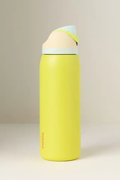 Owala Freesip 40 oz Water Bottle In Lemon Limeade At Urban Outfitters