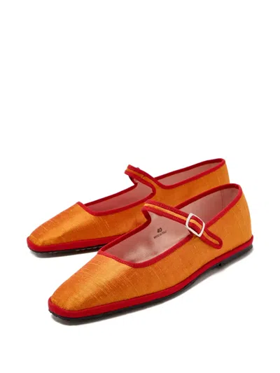 扣环带芭蕾平底鞋