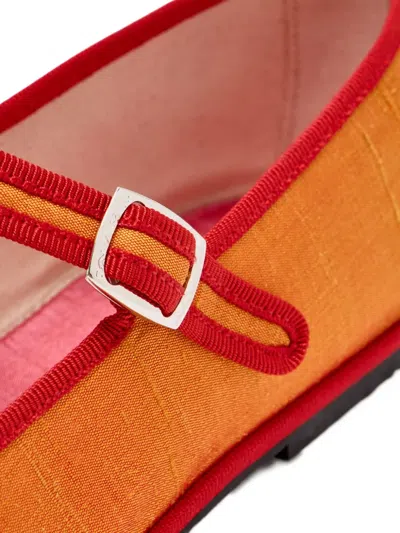 扣环带芭蕾平底鞋