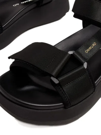 Onwuad Platform Touch-strap Sandals In Black