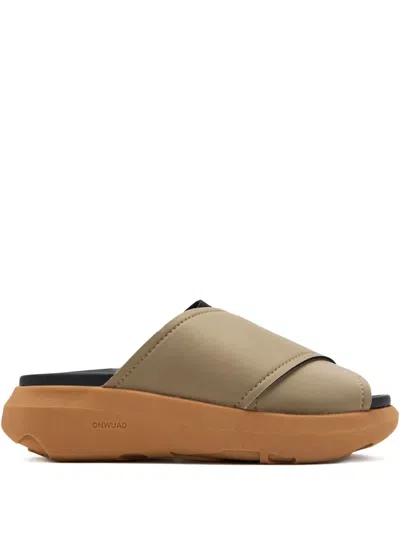 Onwuad Crossover-strap Flip-flops In Neutral