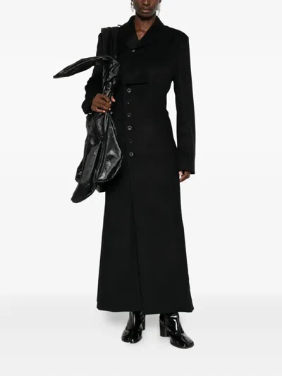 Yehuafan Buttoned-up Coat In Black