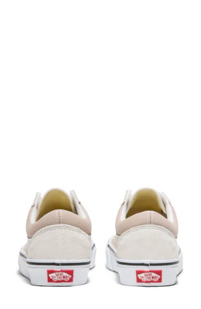 Vans Old Skool Low Top Sneaker In Pink