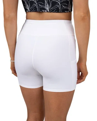 Black Clover Nyx Shorts In White