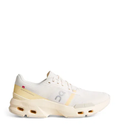 On Cloudpulse Sneakers In White