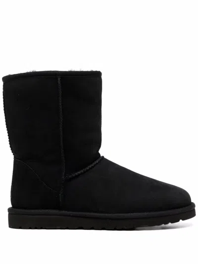 Ugg Australia Classic Short Boots In Black