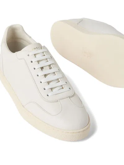 Brunello Cucinelli Smooth Leather Sneakers With Minimalist Design In Neutral